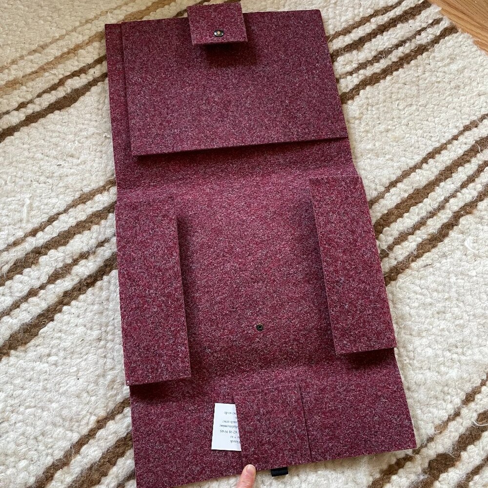 Wool laptop case